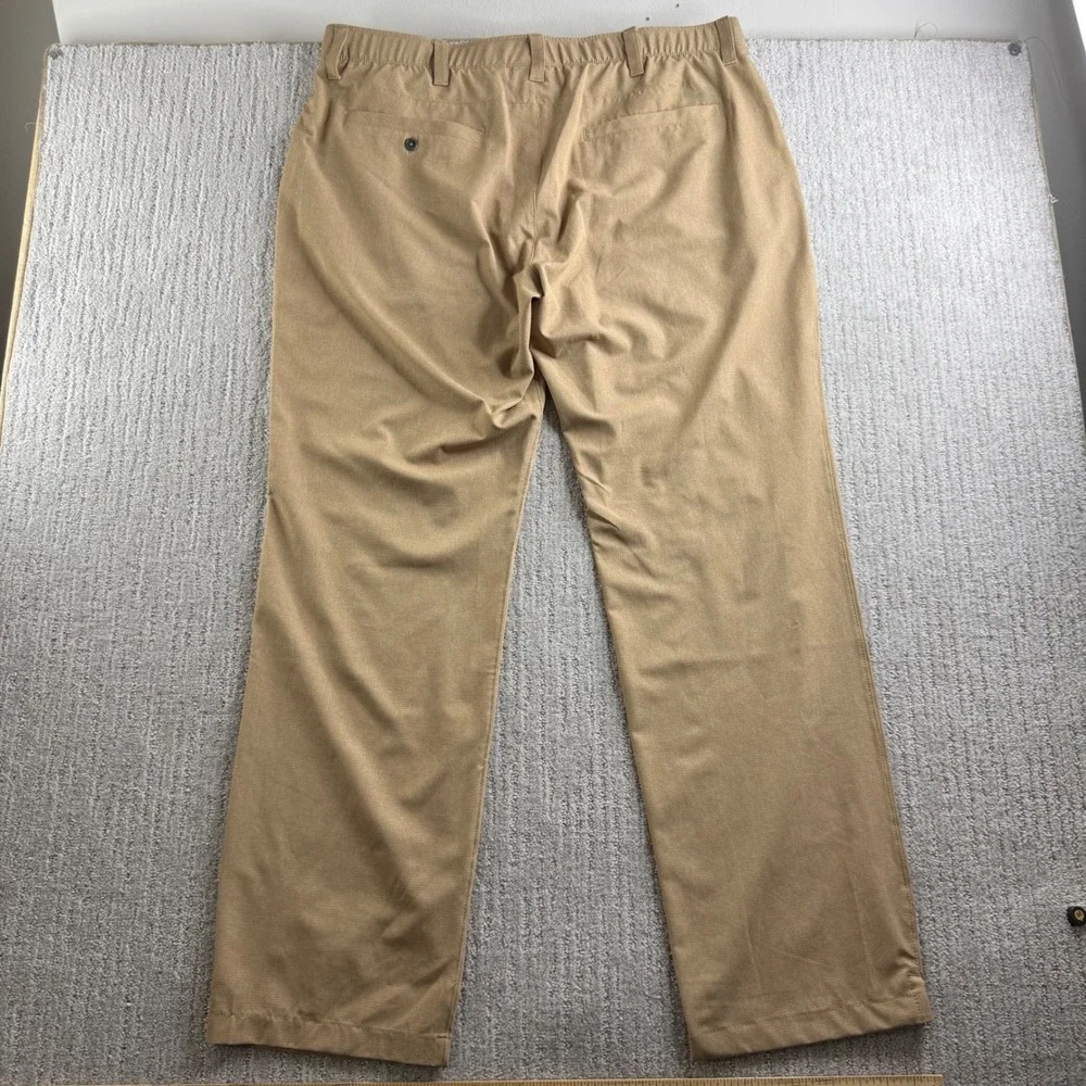 Under Armour Mens Loose Fit Golf Pants Tan Khaki Size 42x34 1309547-234